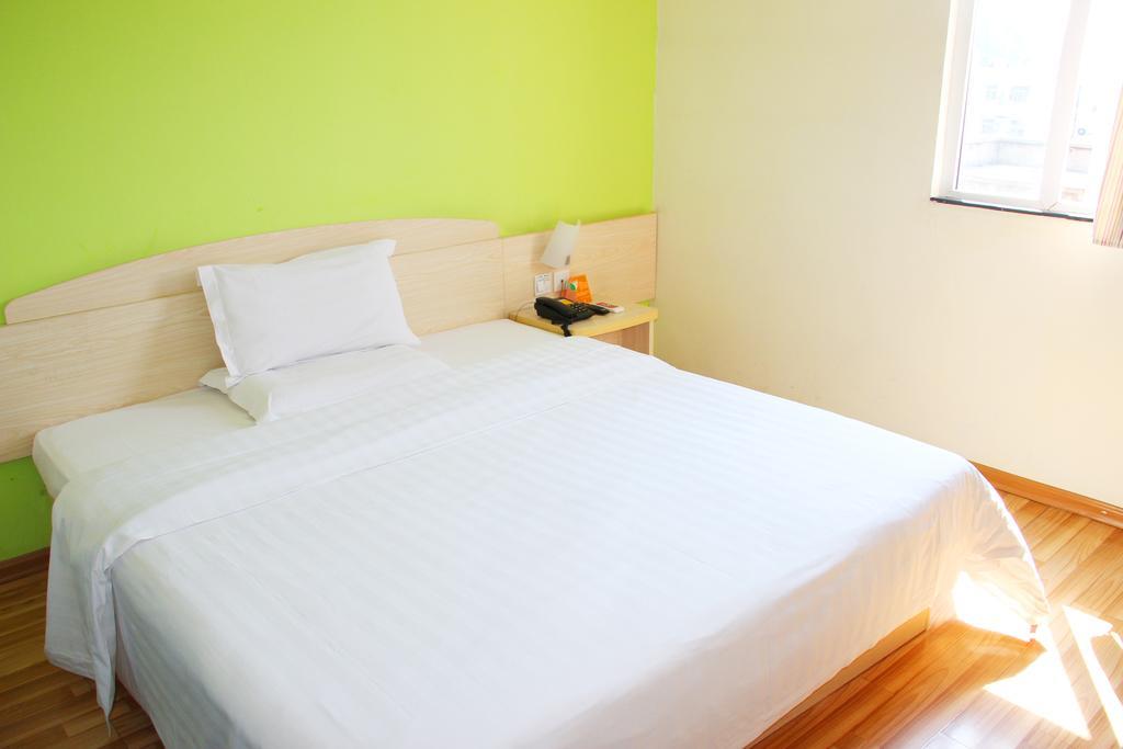 7Days Inn Chengdu Wuda Garden Habitación foto