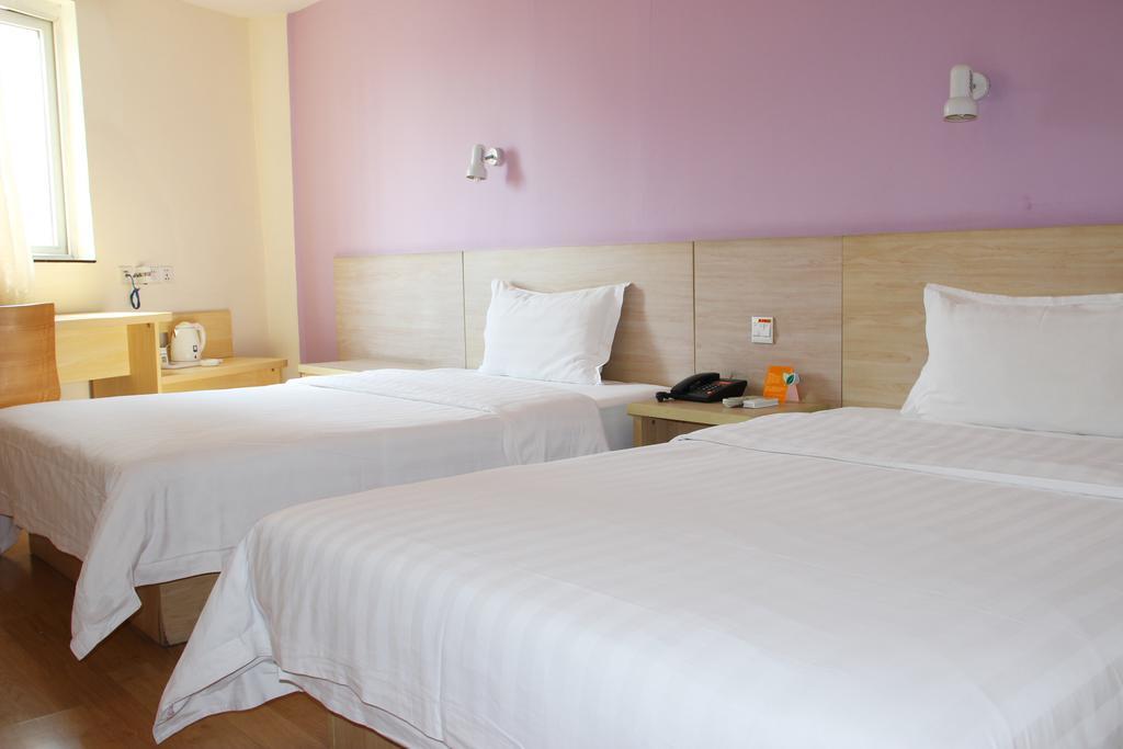 7Days Inn Chengdu Wuda Garden Habitación foto