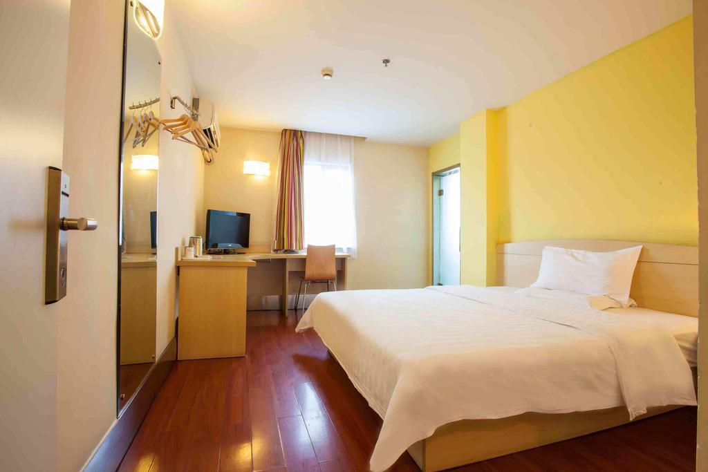 7Days Inn Chengdu Wuda Garden Habitación foto